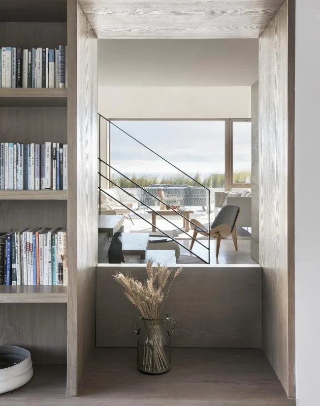 BIM Architecture | Brutalist Studio by the Sea - T House by the Sea, Qinhuangdao/META Studio