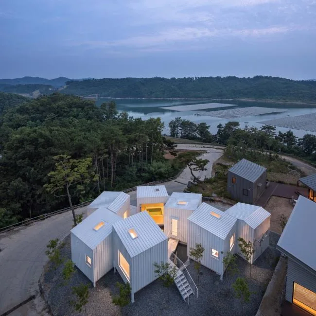 BIM Architecture | Beside the Blue Lake, Between the Jungle: Floating Cube Room by Younghan Chung Architects