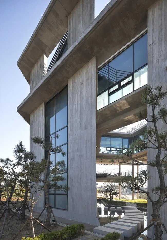 BIM Architecture | Rising Sun, overlooking the sea and sky scenic spots: Wujiao Trade Building/ON Architecture