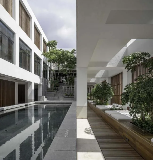 BIM Architecture | Alila Mansa Hotel Kuala Lumpur, with embedded atrium/Ruen Design Workshop