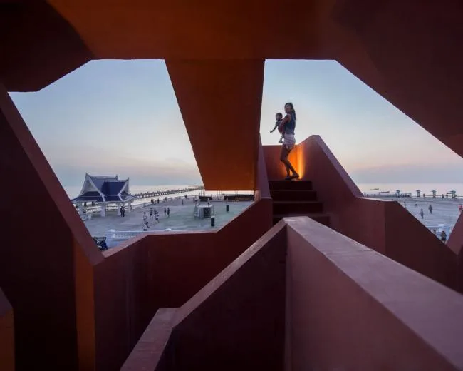 BIM Architecture | Maze of Overlapping and Interweaving - Ten Katas/Supermachine Studio