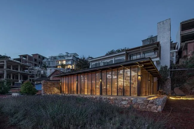 BIM Architecture | Sunset Glow Over Cang'er Lake: Notes on the Construction of the Slow House in Dali/IDO Yuanxiang Architecture+Chongqing Hexin Architectural Design Institute