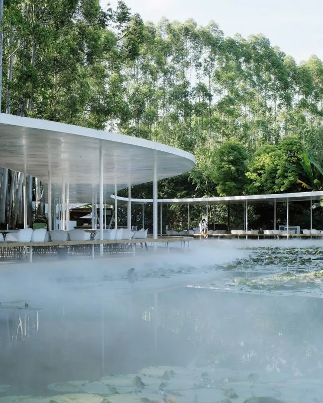 BIM Architecture | Clouds and Clouds, Ribbon Transcendence: Cloud Mirror · Flower Garden Warm Pot Restaurant/Muda Architecture