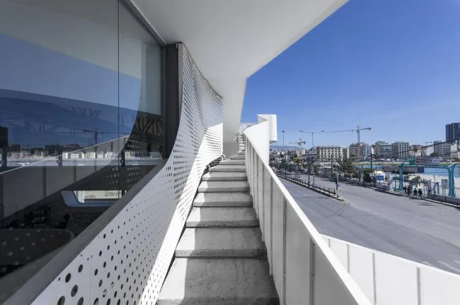 BIM Architecture | Song of Waves and White Sails: Mole Pharmacy/KLab Architecture