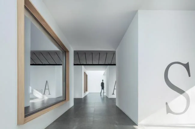 BIM Architecture | Tenglong Apartment, Capturing Space with "Light" and "Wind"/CUN Inch Design
