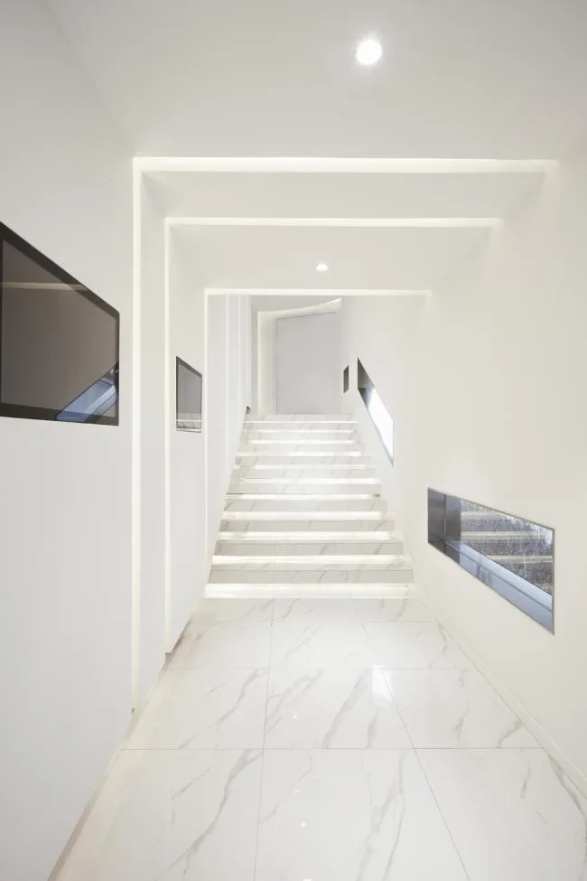 BIM Architecture | Cyber · Youyou Intermediate Media Materials Revitalize the New Life of Basements/SODA Architects