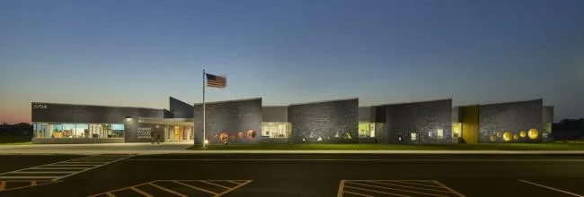 BIM Architecture | Open Interaction, Incorporating Geometric Elements: Rockford Public Elementary School/CannonDesign