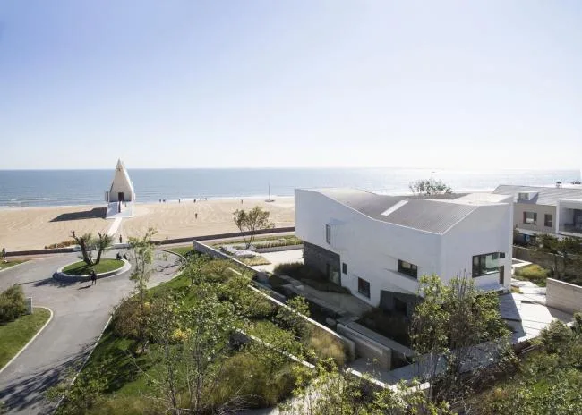 BIM Architecture | Brutalist Studio by the Sea - T House by the Sea, Qinhuangdao/META Studio