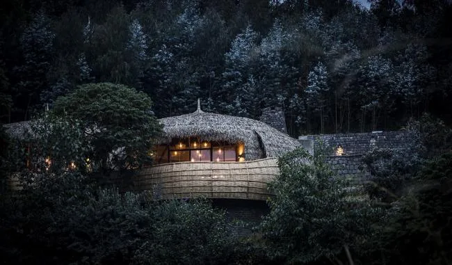 BIM Architecture | Luxury Hotel Hidden in the Thick Forest - Bisate Vacation Home/Nicholas Plewman Architects