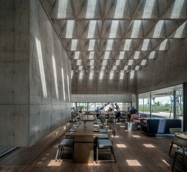 BIM Architecture | Seaside Restaurant/Vertical Building