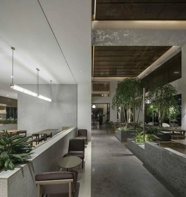 BIM Architecture | Alila Mansa Hotel Kuala Lumpur, with embedded atrium/Ruen Design Workshop