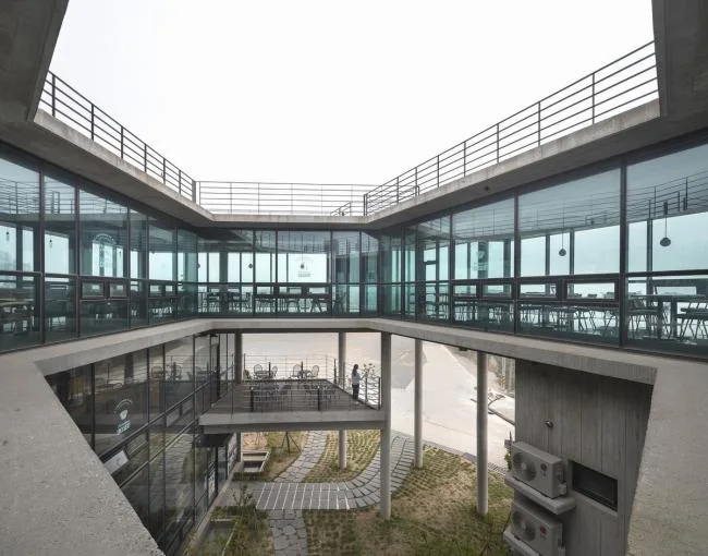 BIM Architecture | Rising Sun, overlooking the sea and sky scenic spots: Wujiao Trade Building/ON Architecture