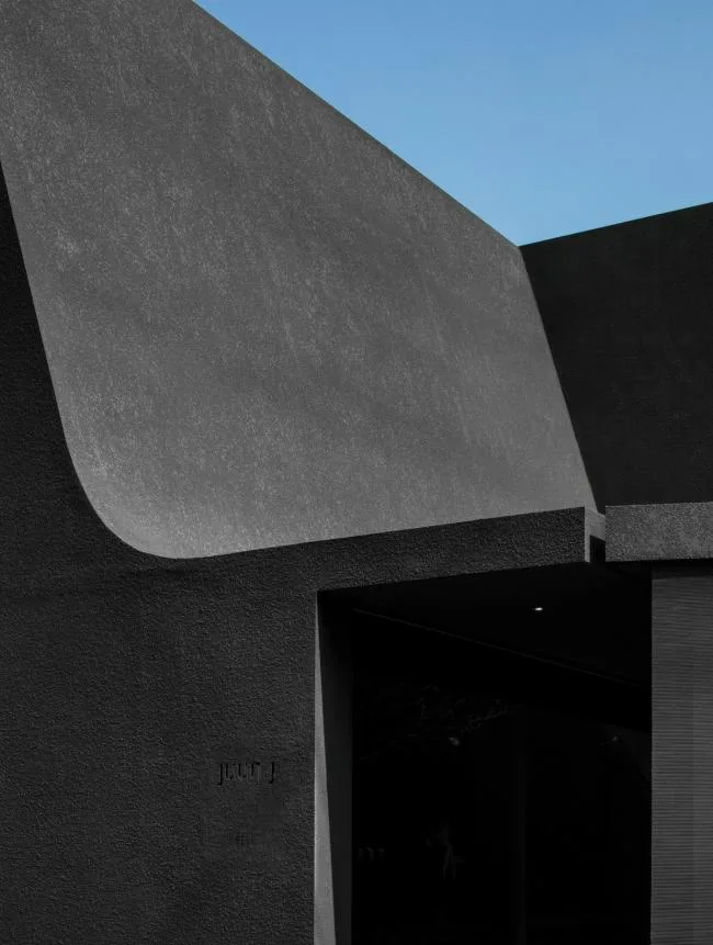 BIM Architecture | Flexible Geometry, Mysterious Like Dark Materials in the Universe: Juun. J Flagship Store/WGNB