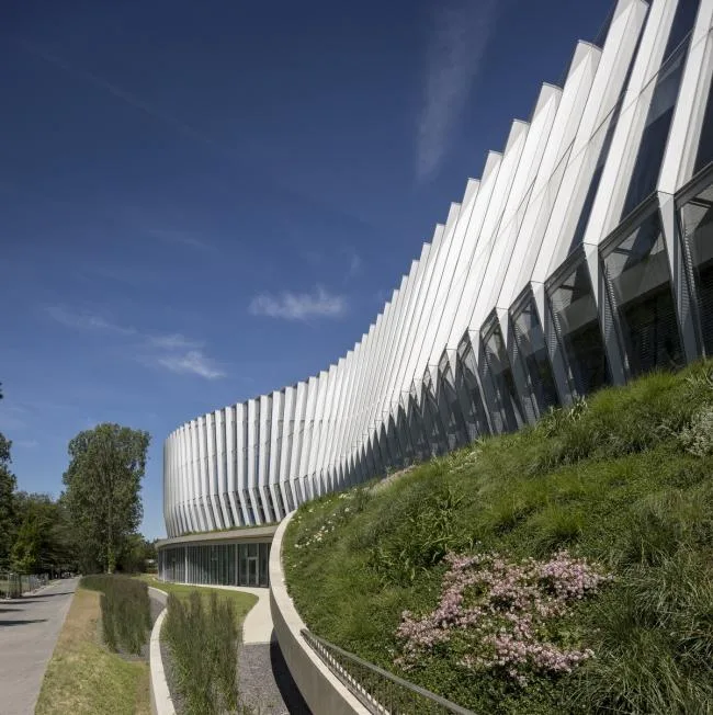 BIM Architecture | Butterfly like Lightly Spreading Wings: International Olympic Committee Headquarters/3XN