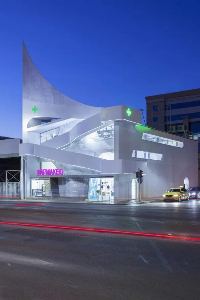BIM Architecture | Song of Waves and White Sails: Mole Pharmacy/KLab Architecture