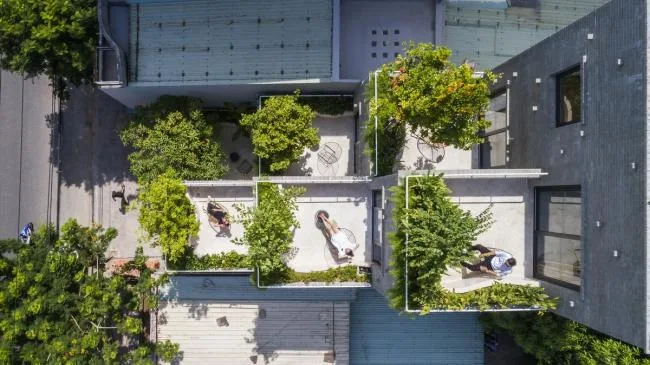 BIM Architecture | Quiet and lush, staggered terraced roofs: Vietnam Flower Garden Apartments/Ho Khue Architects