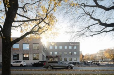 BIM Architecture: Preserving Memories at Tiunda Primary and Secondary School by C.F. Møller-BIM WORLD