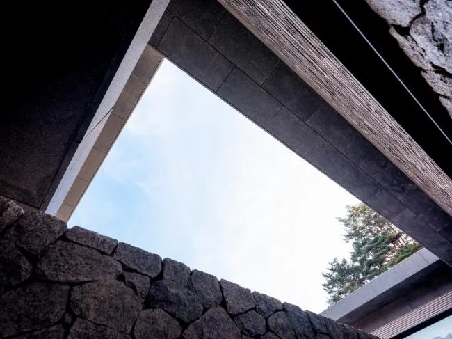 BIM Architecture | Natural Etiquette, Simple and Tranquil: Korean Linti Studio/YKH Associates