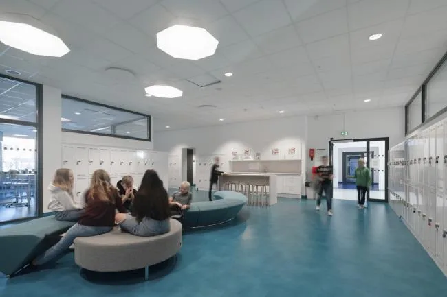 BIM Architecture | Preserving Occasional Memories - Tiunda Primary and Secondary School/C.F. M ø ller