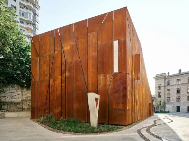 BIM architecture | Architectural monuments that preserve a sense of antiquity: ARTCOR Creative Workshop/Maxim Calujac