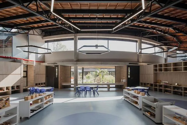 BIM Architecture | Montessori Kindergarten, Moonlight Box in Nature/Estudio Transversal