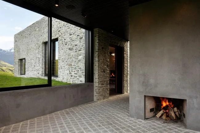 BIM Architecture | Primitive and Simple, Filled with Natural Sculpture Beauty: Arrowtown Home/RTA Studio