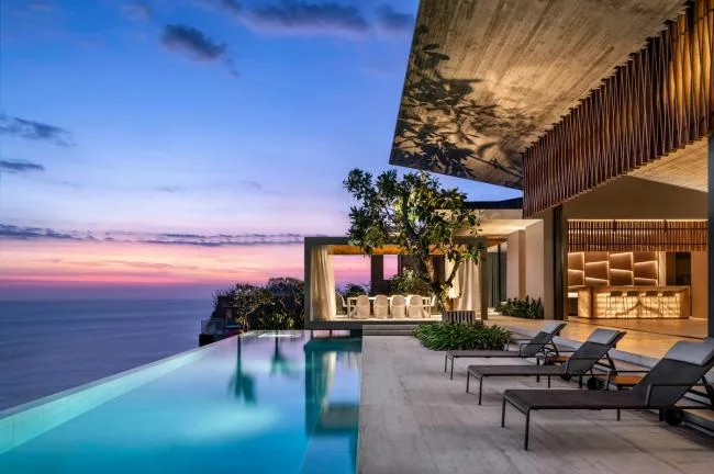 BIM Architecture | Vacation Home at the End of the World: Uluwatu Home/SAOTA