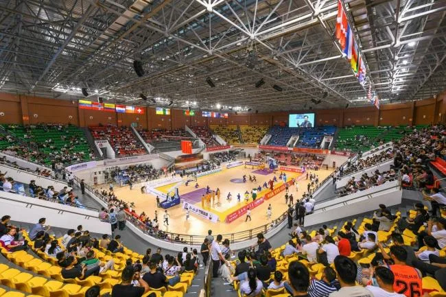 BIM Architecture | Dynamic Folding and Extension Like a Stage Curtain: Bozhou Sports Center/Yuan Ye Architecture Studio
