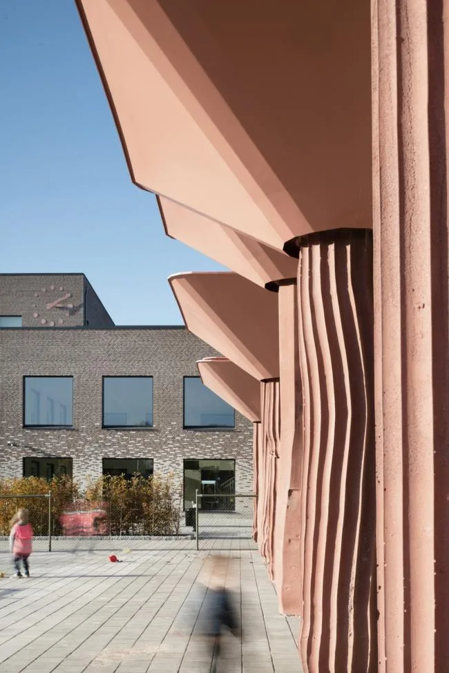 BIM Architecture | Preserving Occasional Memories - Tiunda Primary and Secondary School/C.F. M ø ller