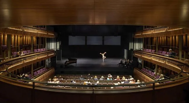 BIM Architecture | Noble and Elegant, Collision of Classical and Modern: Renovation of the Royal Opera House/Stanton Williams