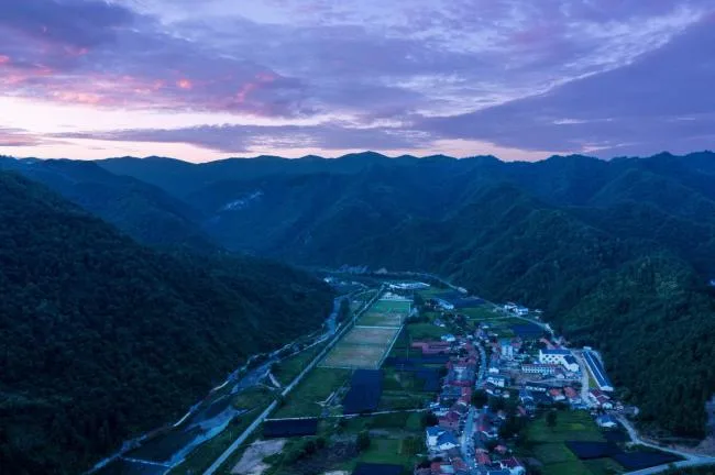 BIM Architecture | 100 meter cafeteria at the foot of Qinling Mountains/STUDIO QI