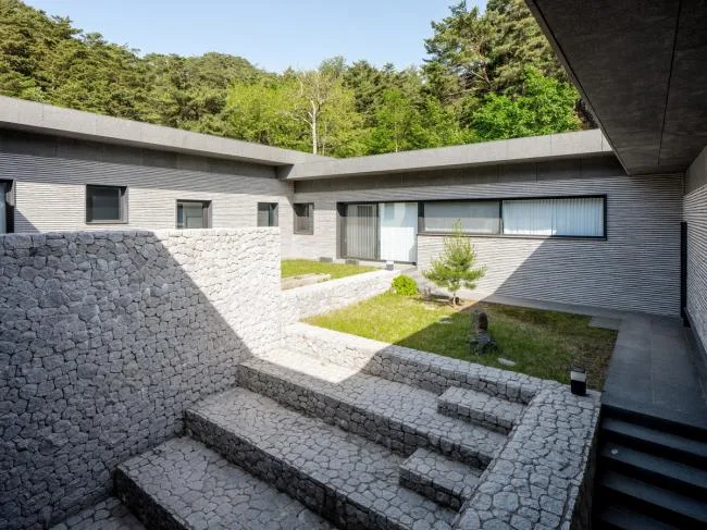 BIM Architecture | Natural Etiquette, Simple and Tranquil: Korean Linti Studio/YKH Associates