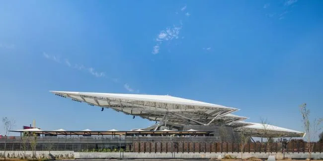 BIM architecture | like a penetrating trident: Alfredo Harp Hel ú Gymnasium/FGP Atelier, Taller ADG