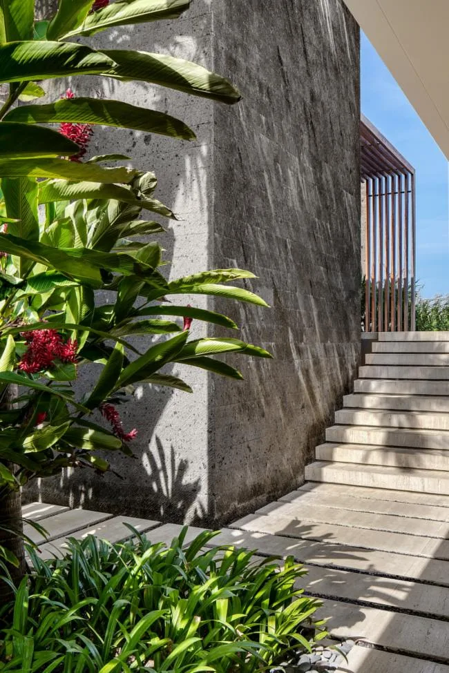 BIM Architecture | Vacation Home at the End of the World: Uluwatu Home/SAOTA