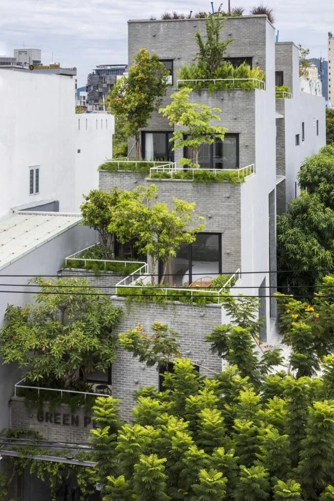 BIM Architecture | Quiet and lush, staggered terraced roofs: Vietnam Flower Garden Apartments/Ho Khue Architects