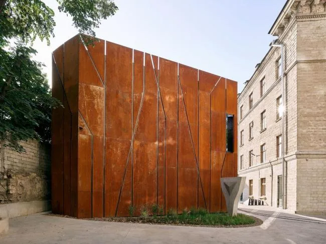 BIM architecture | Architectural monuments that preserve a sense of antiquity: ARTCOR Creative Workshop/Maxim Calujac