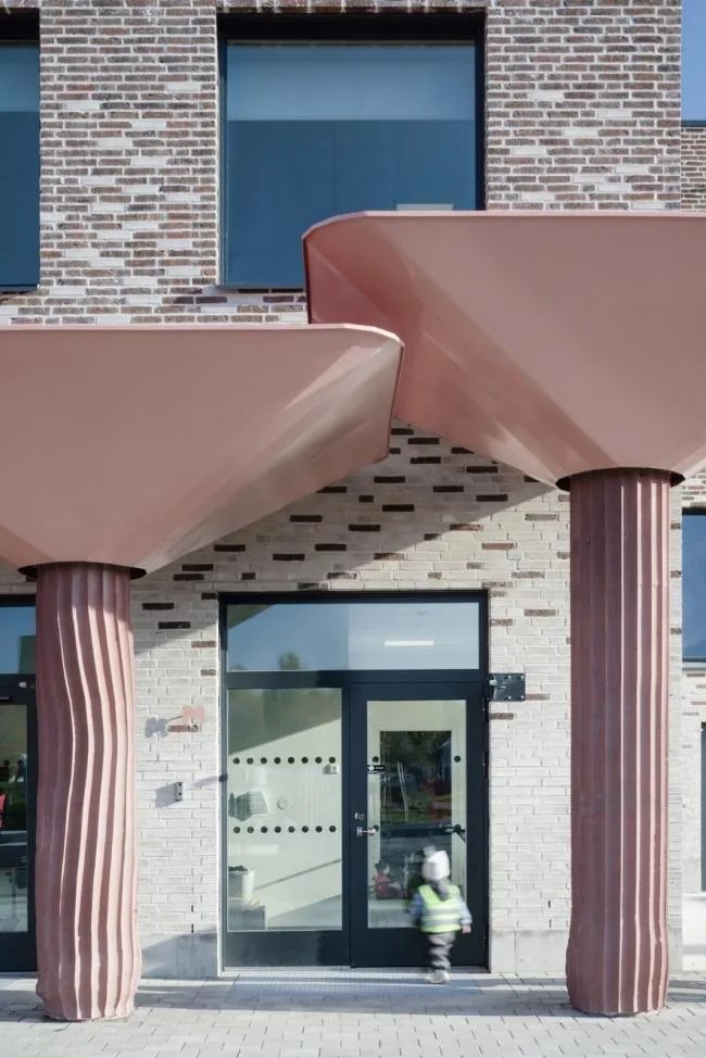 BIM Architecture | Preserving Occasional Memories - Tiunda Primary and Secondary School/C.F. M ø ller