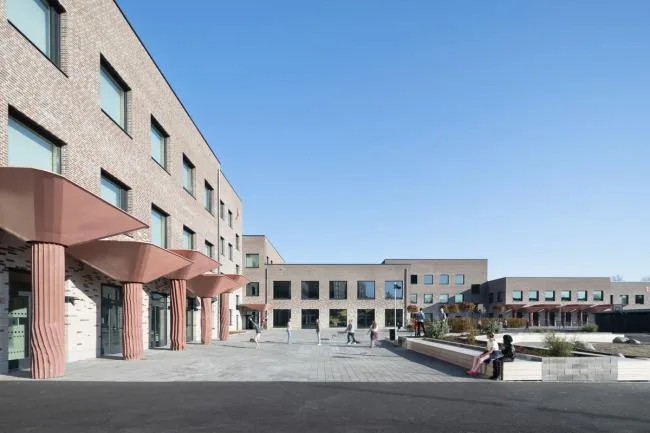 BIM Architecture | Preserving Occasional Memories - Tiunda Primary and Secondary School/C.F. M ø ller