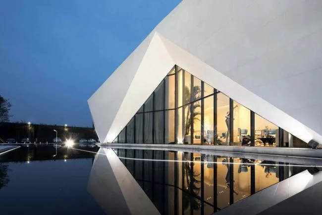 BIM Architecture | White Egret Dots, Mountains Overlapping Green: Architectural Design in Guilin Wanda City Riverside Demonstration Zone/Benchmark Square
