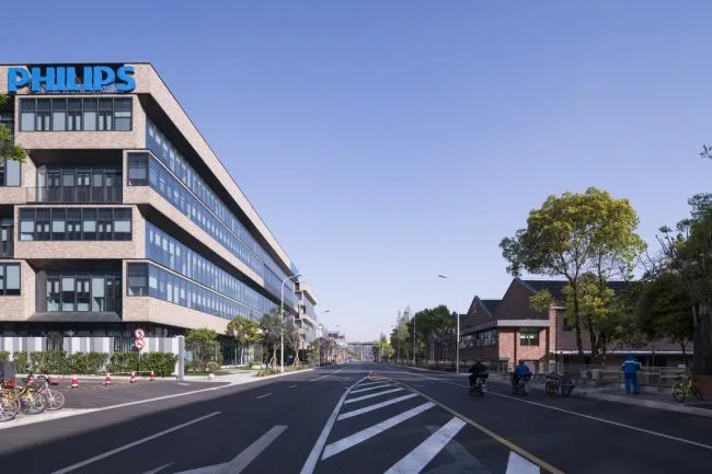 BIM Architecture | Daning Middle Plaza Phase III+PHILIPS Philips Greater China Headquarters Park/COLORFULL Yujing Design