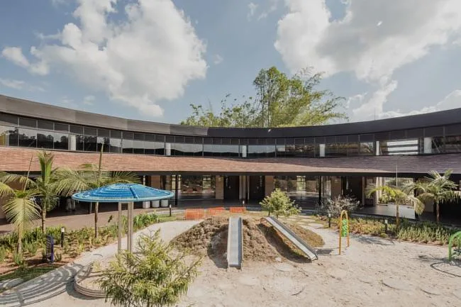 BIM Architecture | Montessori Kindergarten, Moonlight Box in Nature/Estudio Transversal