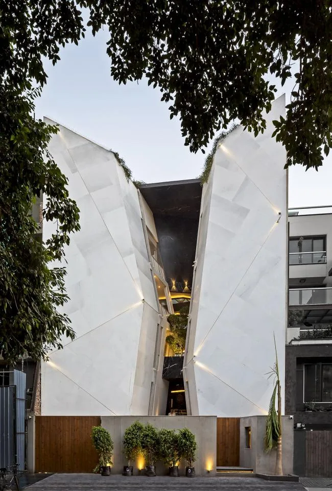 BIM Architecture | Breaking through Facades, Indian Studio with Openness and Privacy Coexistence/Anagram Architects