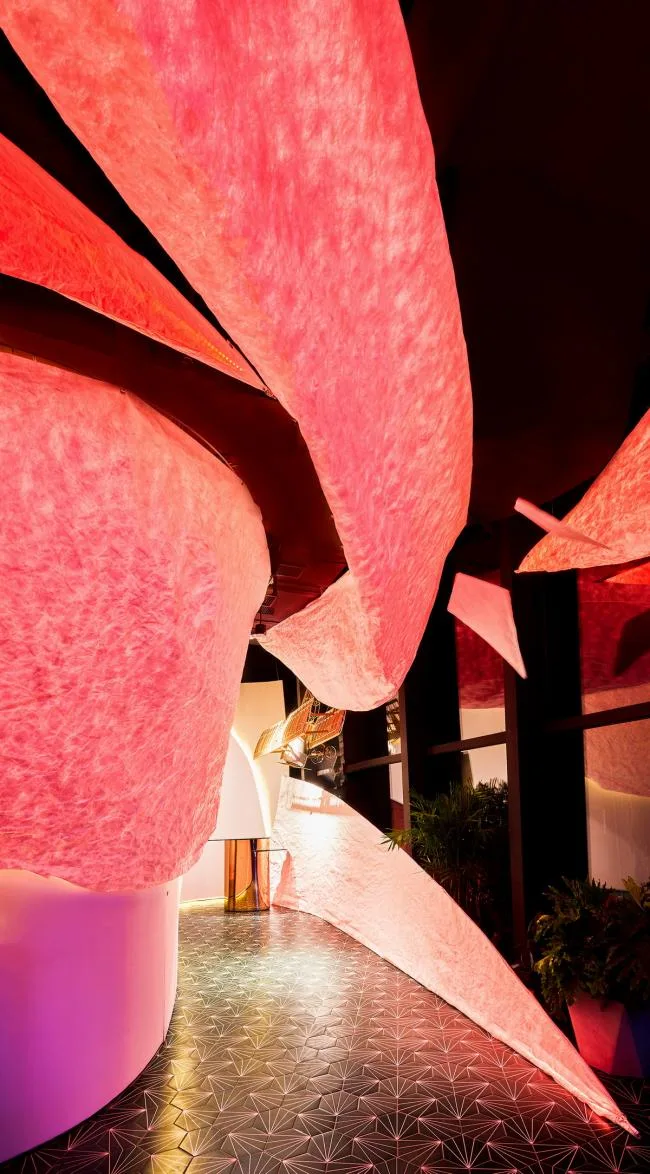 BIM Architecture | Cloud based Restaurant for Light and Shadow Activities/SODA Architects