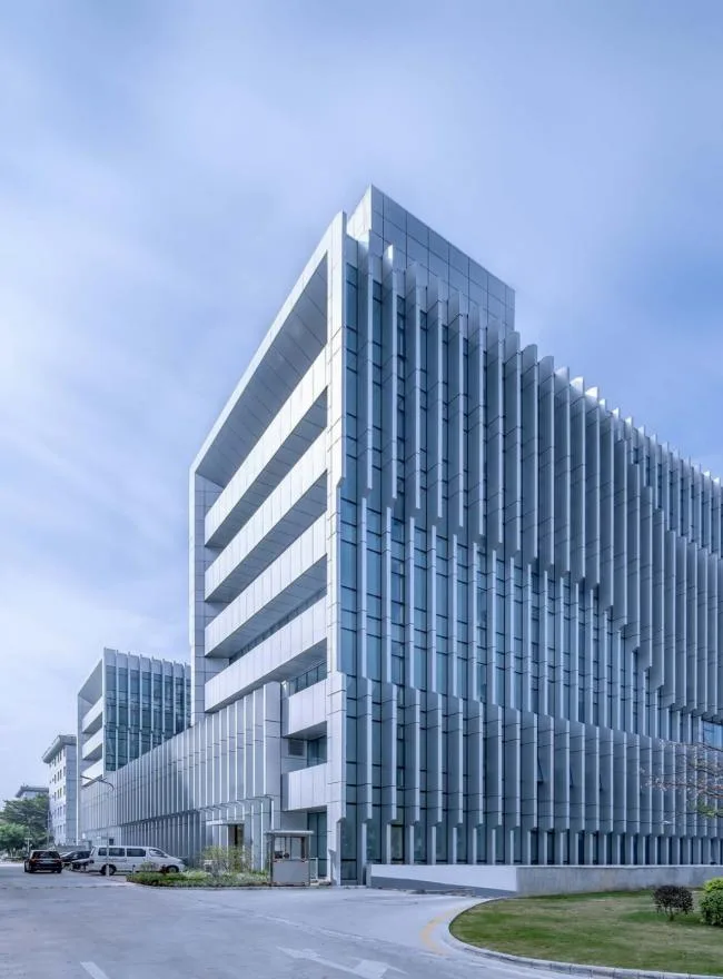 BIM Architecture | Ququ Event, Showcasing a Sense of Technology: Guangzhou Baiyun International Airport Comprehensive Information Building/Wuhan Zhongheyuan Founding Architectural Design