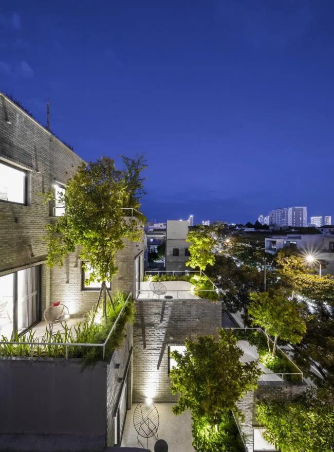 BIM Architecture | Quiet and lush, staggered terraced roofs: Vietnam Flower Garden Apartments/Ho Khue Architects