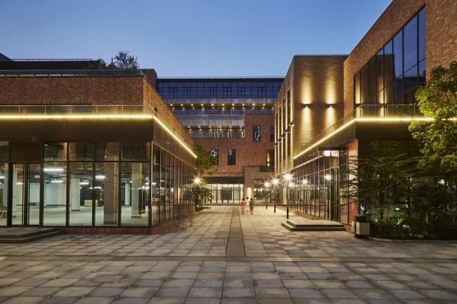BIM Architecture | Daning Middle Plaza Phase III+PHILIPS Philips Greater China Headquarters Park/COLORFULL Yujing Design