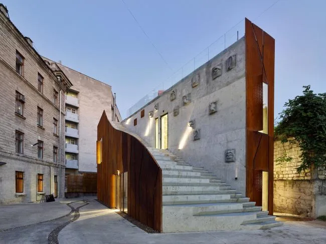 BIM architecture | Architectural monuments that preserve a sense of antiquity: ARTCOR Creative Workshop/Maxim Calujac