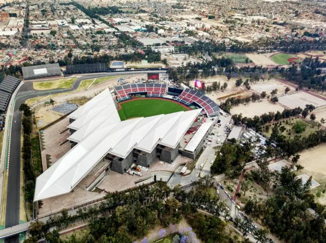 BIM architecture | like a penetrating trident: Alfredo Harp Hel ú Gymnasium/FGP Atelier, Taller ADG