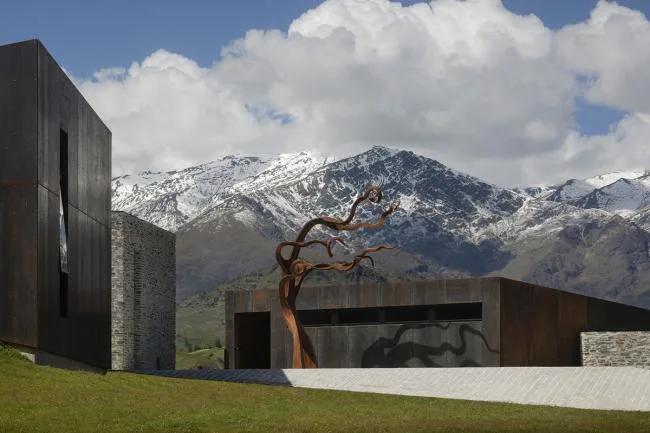 BIM Architecture | Primitive and Simple, Filled with Natural Sculpture Beauty: Arrowtown Home/RTA Studio