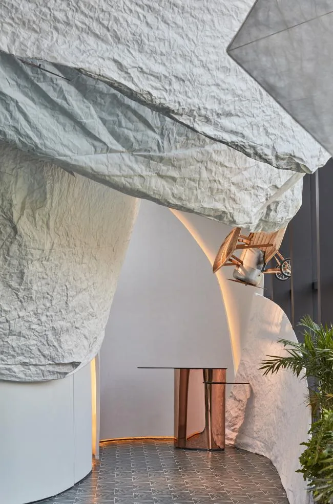 BIM Architecture | Cloud based Restaurant for Light and Shadow Activities/SODA Architects